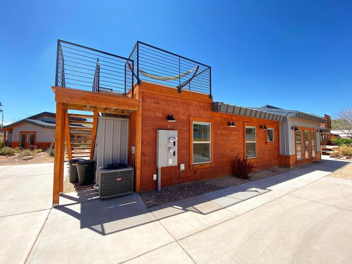 Timber & Tin G 2Bed 2Bath W Pool & Rooftop Deck Канаб Экстерьер фото